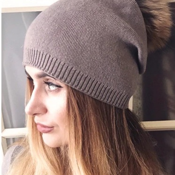 NWT- SOFT! Cashmere Blend Pom Beanie, Taupe